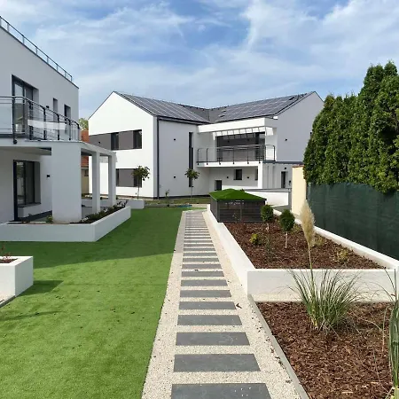 Oasis Apartment Hajduszoboszlo