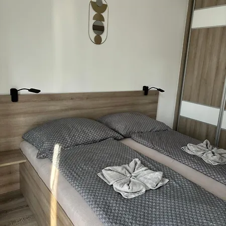 Oasis Apartment