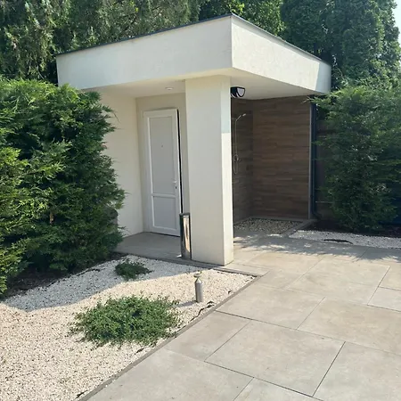 Διαμέρισμα Greta Lux Oasis 1 *